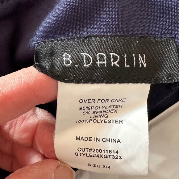 Elegant Navy Off-Shoulder Dress Size 3-4 - Picture 4 of 9